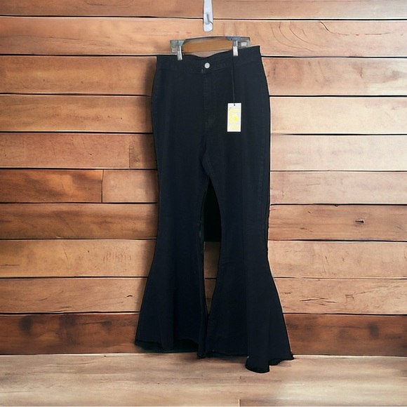 Home Folk Women's Black Flare Jeans - Picture 4 of 16